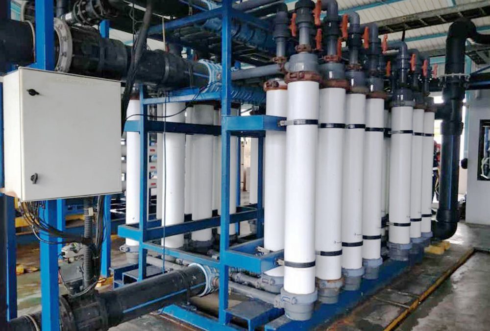 Skid Ultrafiltration dengan modul membran hollow fiber